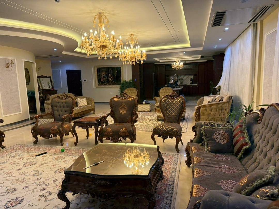 فول لاکچری 300 4 خوابه هنرستان هر کس خواست شماره طرف بهش م