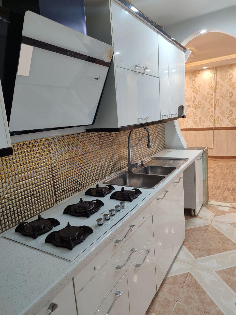 ساختمان یک طبقه روستای آهنگران