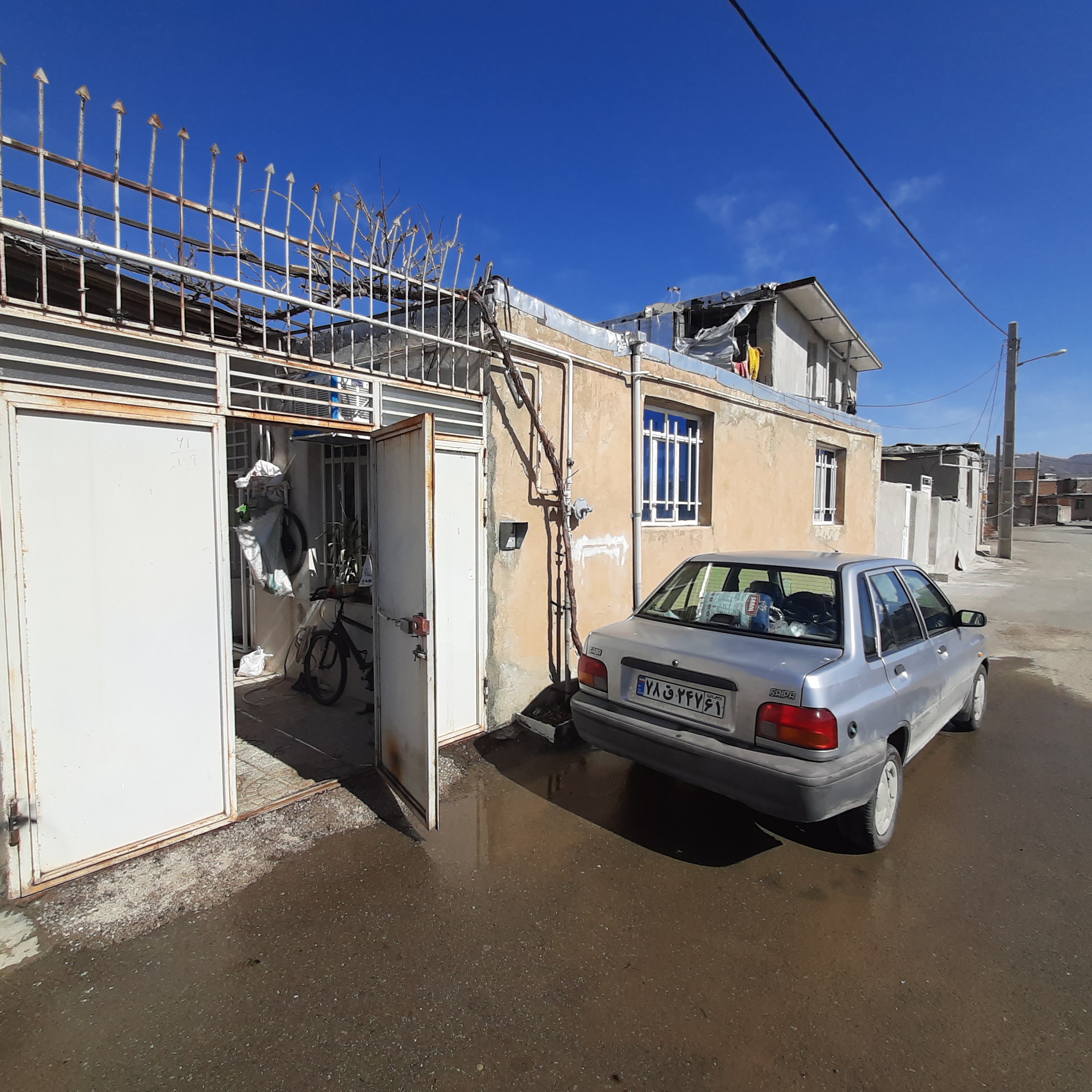 منزل مسکونی زرینجوب